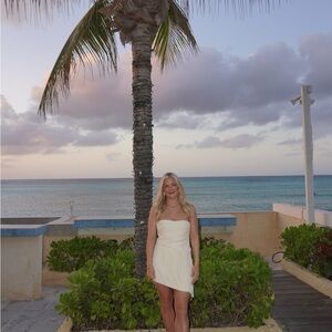 L'Academie Cream Strapless Set